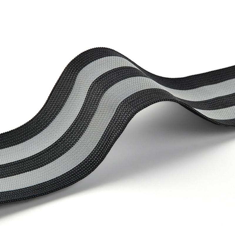 ข้อมือสะท้อนแสง อุปกรณ์วิ่งแบบ - Running Visibility Gear บทวิจารณ์และราคา