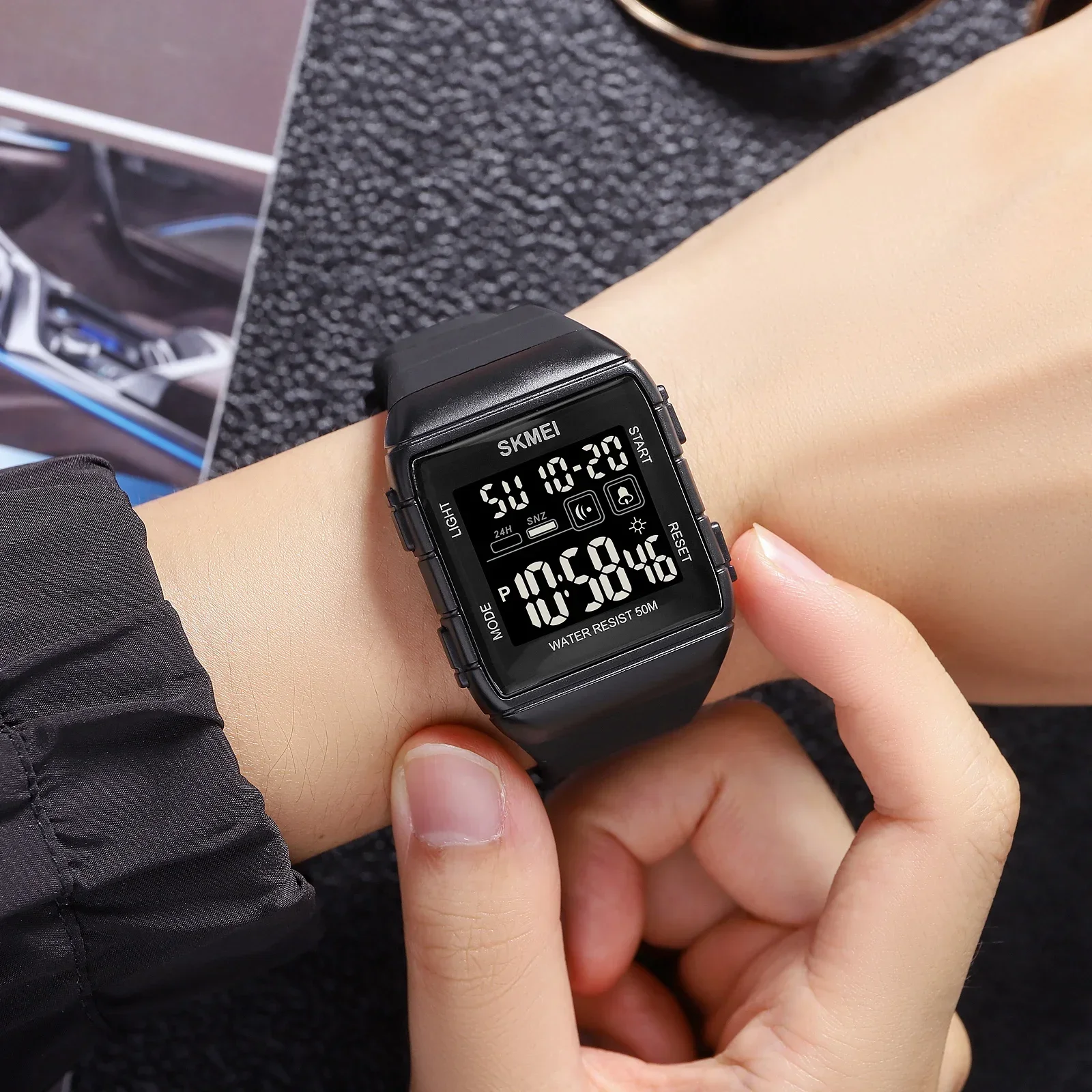 SKMEI นาฬิกาข้อมือ1960ไฟ LED,  - Running Watch บทวิจารณ์และราคา